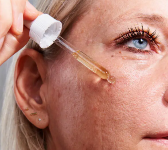 Retinol u jesenjoj rutini: vodič za zdravu i blistavu kožu posle leta